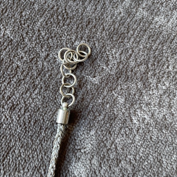 Statement piece necklace - Picture 4 of 12